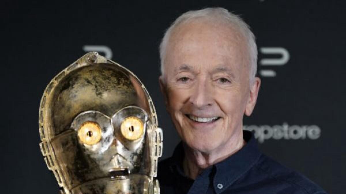 Star Wars C 3po Head Could Fetch 1 Million At Hollywood Props Auction Westmeath Examiner