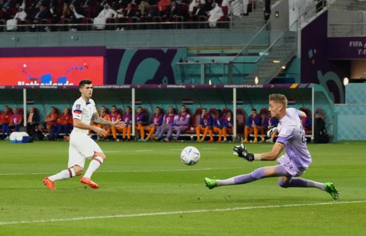 Christian Pulisic was denied an early goal by Andries Noppert