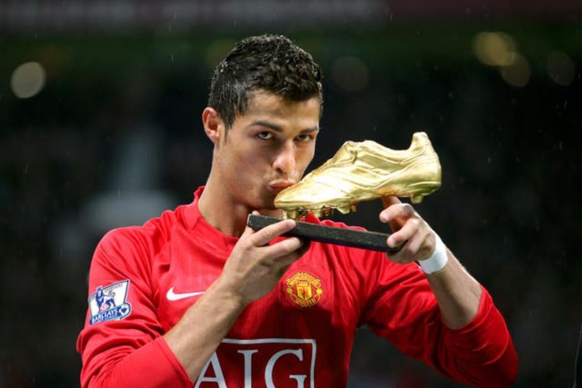 Cristiano Ronaldo celebrates after winning the Premier League Golden Boot for the 2007-08 season