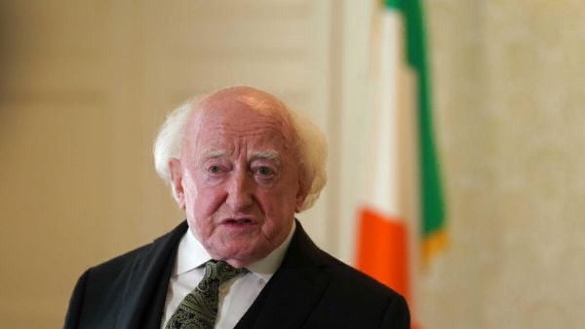 Prezidentas sako, kad Airija „drift“ link NATO, Tanistas gina diskusijas apie neutralumą