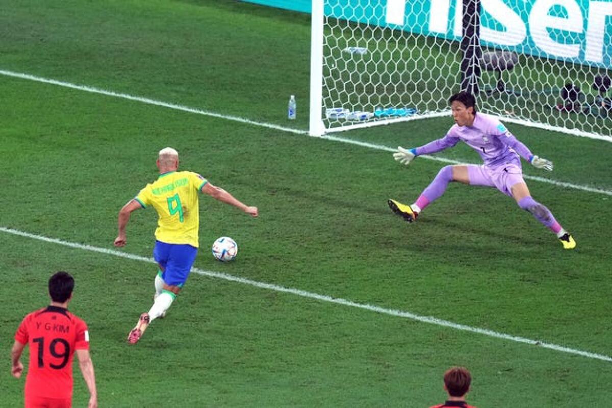 Richarlison finished off a fine team move as Brazil eased past South Korea.