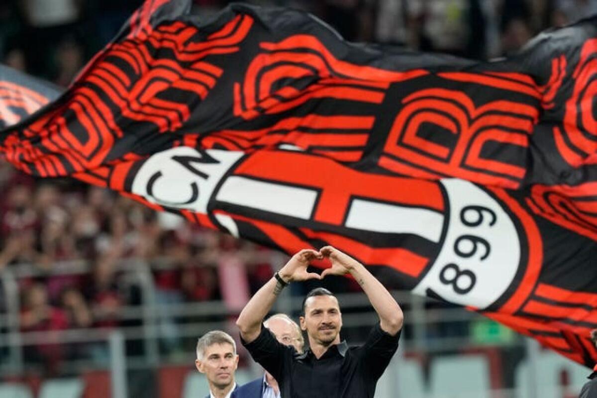 Zlatan Ibrahimovic says goodbye to the AC Milan fans