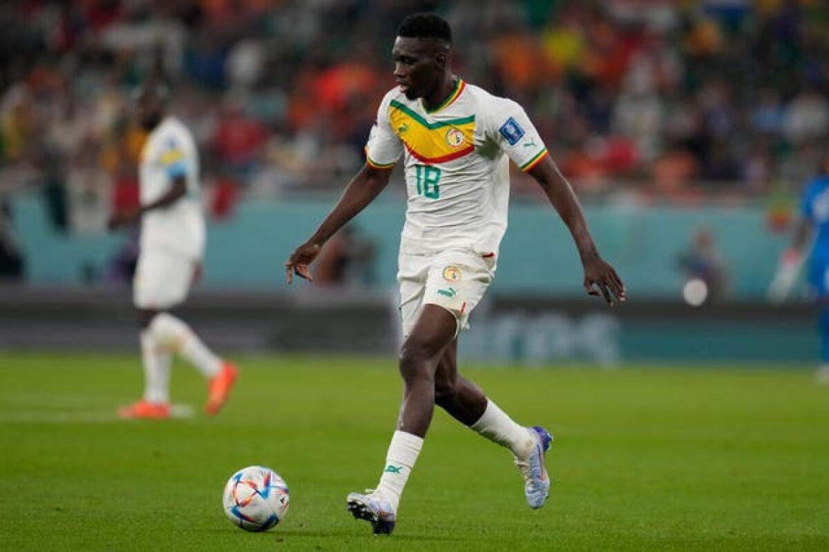 Ismaila Sarr twice went close in the first half for Senegal 